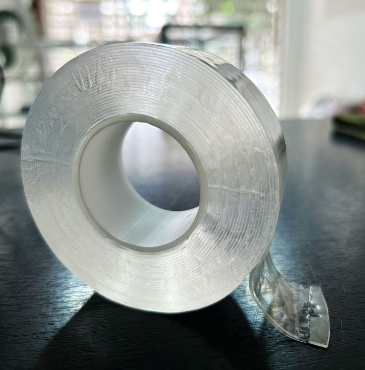 🛠️ Cinta Doble Cara Súper Resistente – ¡Olvídate de clavos y tornillos!